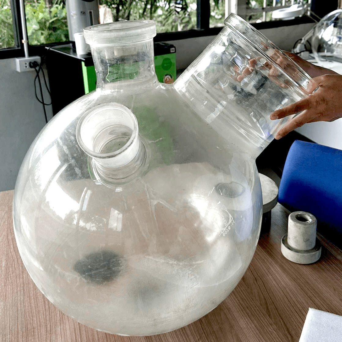 Round Bottom Flask 60L, 3 necks
